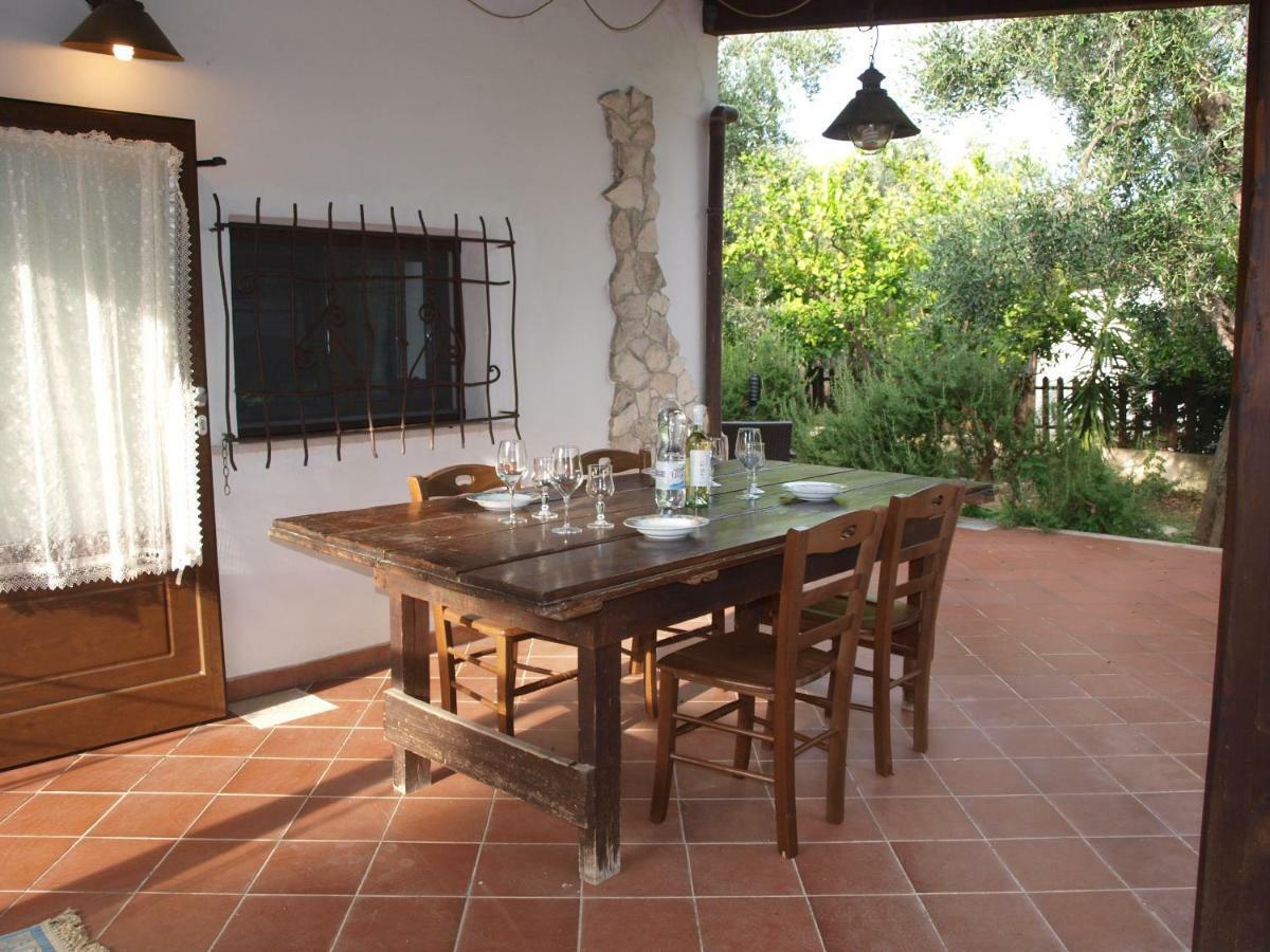 Villa Fralu Mattinata Luaran gambar