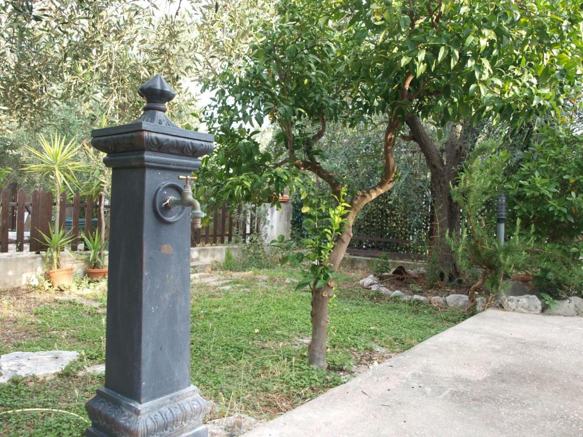 Villa Fralu Mattinata Luaran gambar