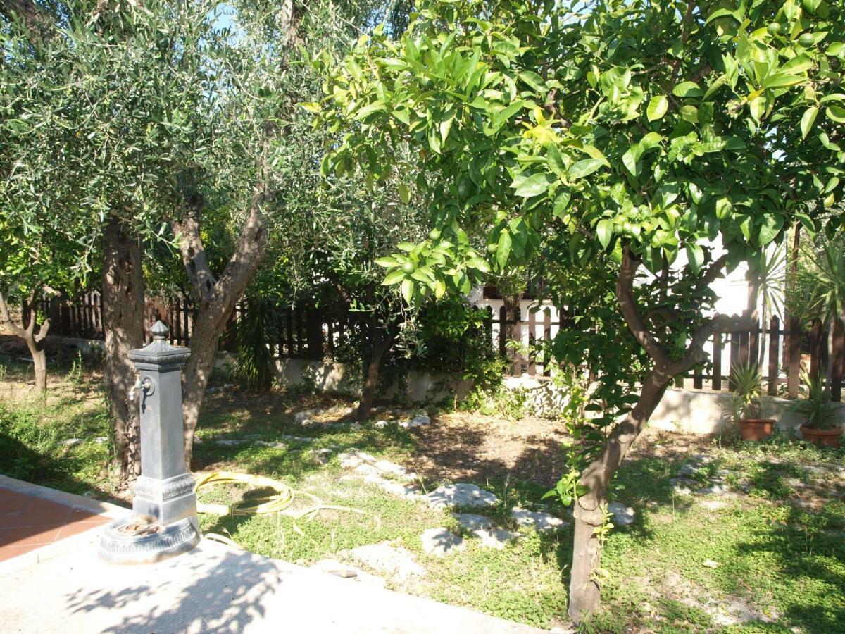 Villa Fralu Mattinata Luaran gambar